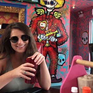 Meet your Posher, Renee